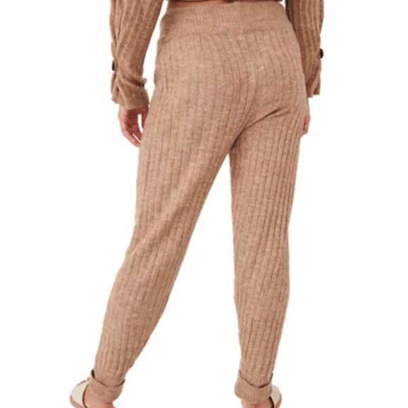 Free People Around The Clock Joggers in Army NWT Size Small - Picture 11 of 15